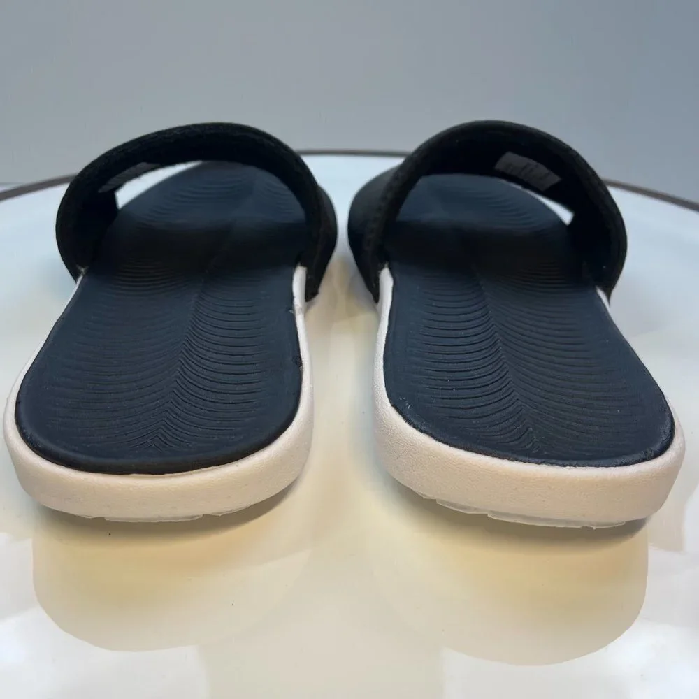Target Kids Black Flip-flops Size 6Y